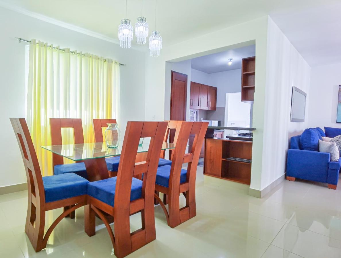Se Renta Apartamento Amueblado , Ubicados En Santiago , 3 Habitaciones , 2 Banos , 2 Parqueo , Area De Juego Y Piscina. Santiago De Los Caballeros Ngoại thất bức ảnh